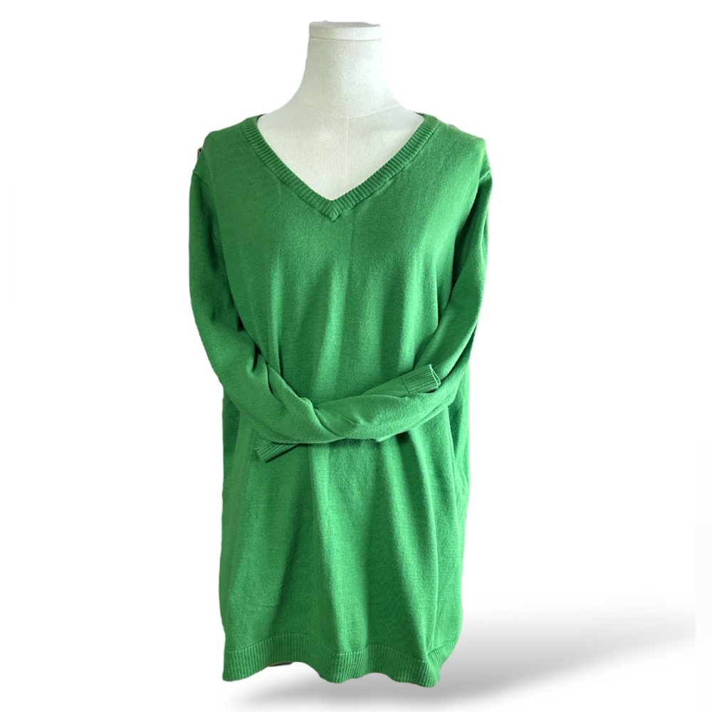 D&CO Green V-Neck Women's Sweater women’s size 2XL (A95)